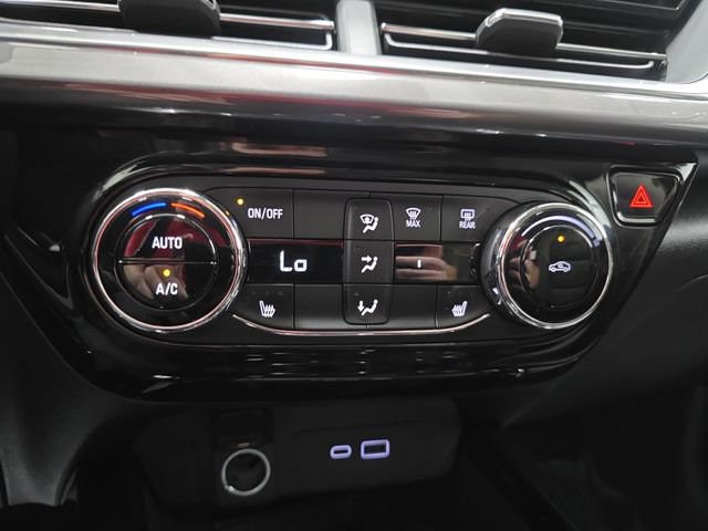 Used 2025 Chevrolet Trax ACTIV w/ Sunroof Package FWD image 22