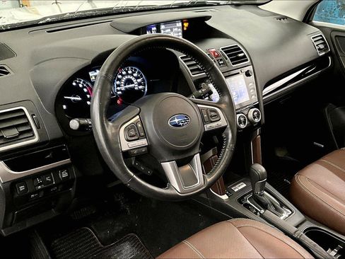 Used 2017 Subaru Forester 2.5i Touring image 12