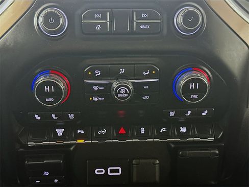 Used 2022 Chevrolet Silverado 2500 High Country image 18