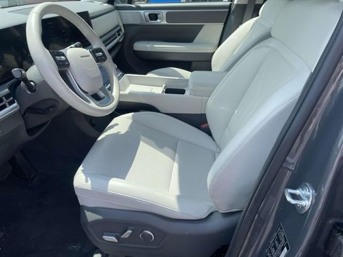 Used 2026 Hyundai Santa Fe SEL FWD image 12