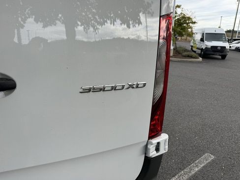 Used 2024 Mercedes-Benz Sprinter 3500 image 6