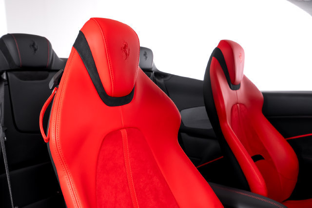 Certified 2025 Ferrari Roma Spider RWD image 53