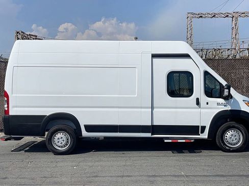 New 2024 RAM ProMaster 3500 w/ Delivery Van Package image 38