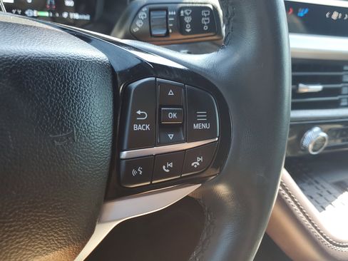 Certified 2025 Ford Explorer Platinum w/ Ultimate Package image 26