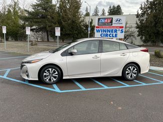 Used 2019 Toyota Prius Prime Plus video 2