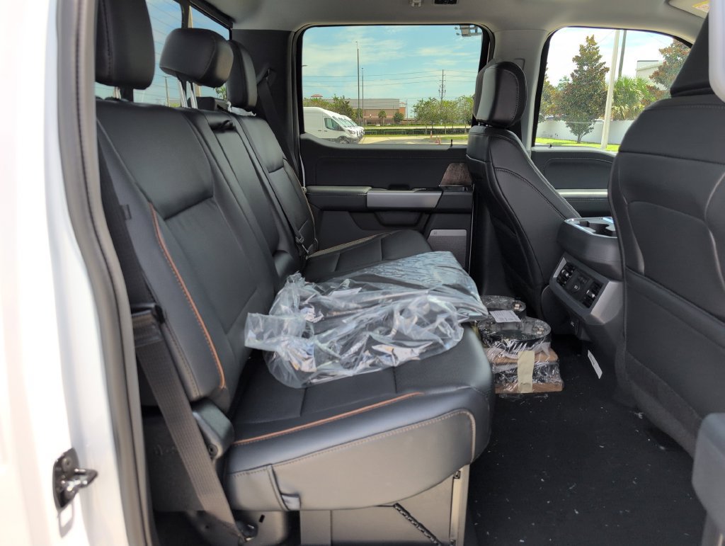 New 2026 Ford F250 Lariat w/ Tremor Off-Road Package AWD/4WD image 15