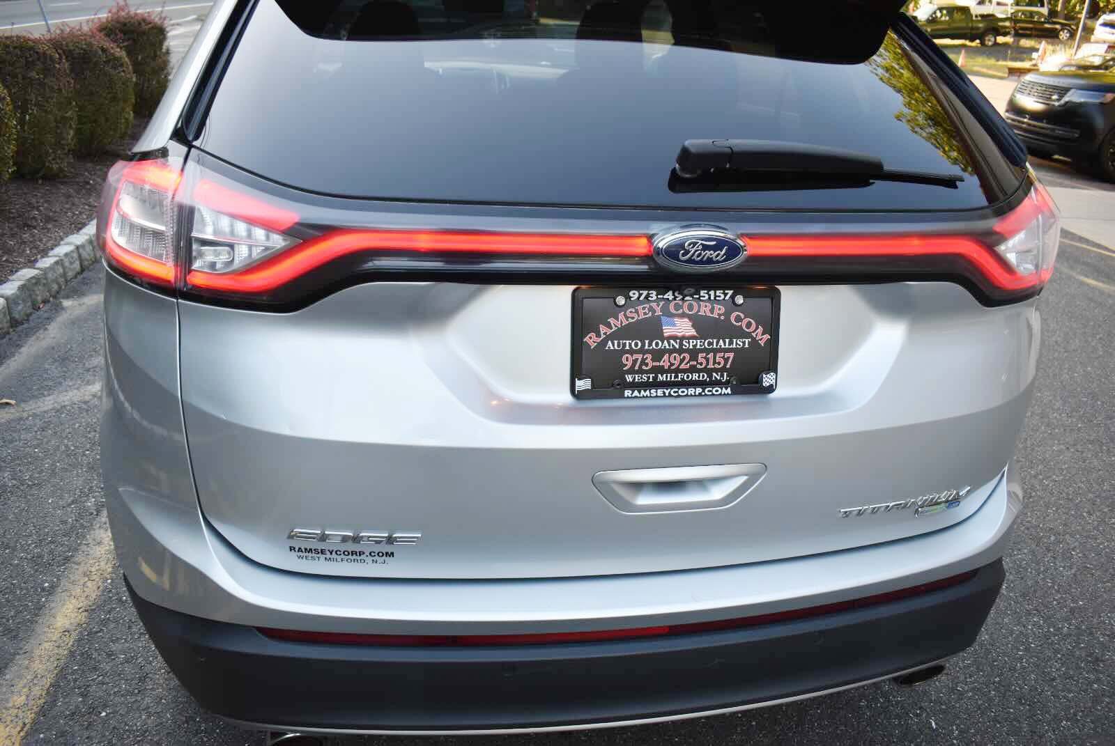 Used 2015 Ford Edge Titanium w/ Technology Package AWD/4WD image 52