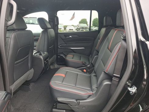 New 2027 Chevrolet Traverse RS AWD/4WD image 5