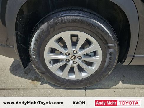 Certified 2024 Toyota Grand Highlander AWD image 41