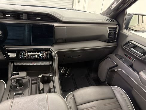 Used 2024 GMC Sierra 1500 AT4X AWD/4WD image 27