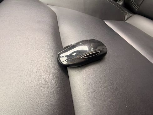 Used 2021 Tesla Model S Long Range Plus AWD/4WD image 35