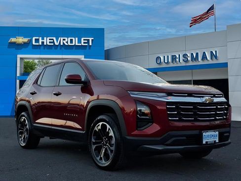 Used 2025 Chevrolet Equinox LT image 1