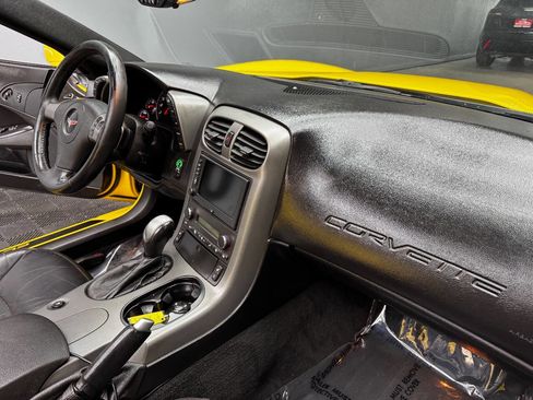 Used 2007 Chevrolet Corvette Convertible w/ Preferred Equipment Group image 47