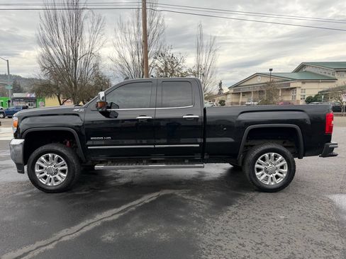 Used 2018 GMC Sierra 2500 SLT image 5