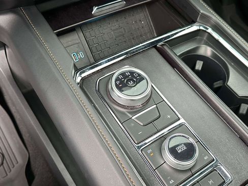 Used 2024 Ford Expedition Max Platinum image 30