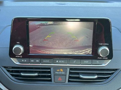 Certified 2024 Nissan Altima 2.5 S image 3