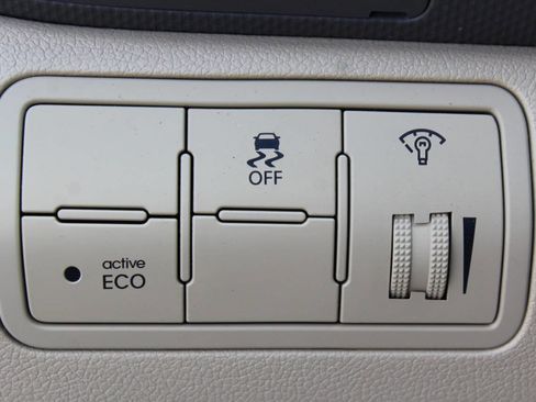 Used 2013 Hyundai Accent GLS image 24