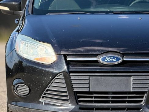 Used 2014 Ford Focus SE FWD image 11