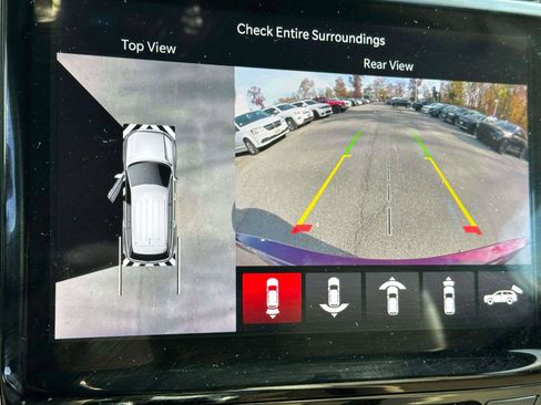 Used 2024 Jeep Grand Cherokee Limited w/ Luxury Tech Group II image 24