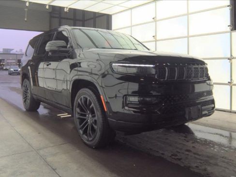 Used 2024 Jeep Grand Wagoneer Series II w/ Quick Order Packagew 28T image 2