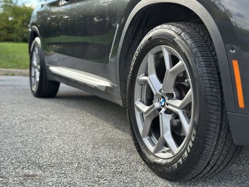 Certified 2023 BMW X4 xDrive30i w/ Premium Package image 11