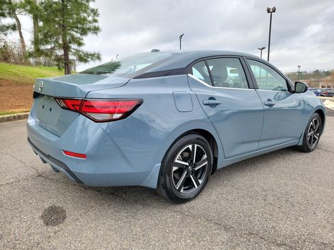 Used 2025 Nissan Sentra SV w/ Trunk Package image 24