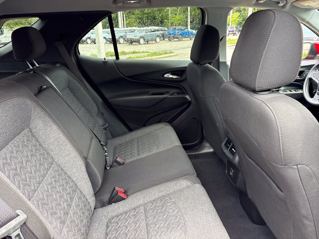 Used 2023 Chevrolet Equinox LT FWD image 28
