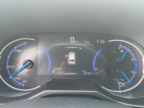 Used 2020 Toyota RAV4 Limited w/ Limited Grade Weather Package AWD/4WD image 18
