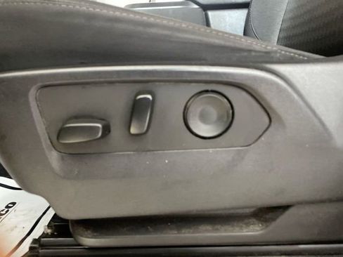 Used 2024 Chevrolet Silverado 2500 Custom w/ Custom Value Package image 25