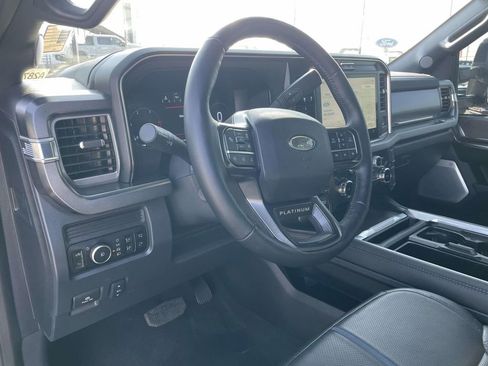 Used 2025 Ford F450 Platinum w/ FX4 Off-Road Package AWD/4WD image 19