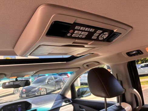 Used 2012 Honda Odyssey EX-L image 35