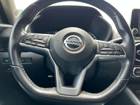 Used 2021 Nissan Sentra SV FWD image 13