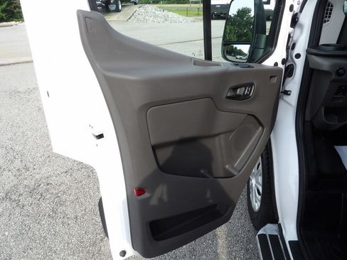Used 2025 Ford Transit 250 Low Roof w/ Exterior Upgrade Package RWD image 14