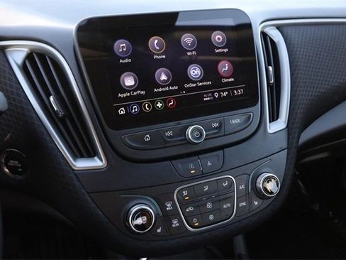 Used 2024 Chevrolet Malibu LT image 15