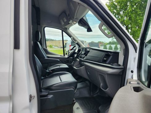 Used 2023 Ford Transit 250 Medium Roof AWD w/ Load Area Protection Package image 32