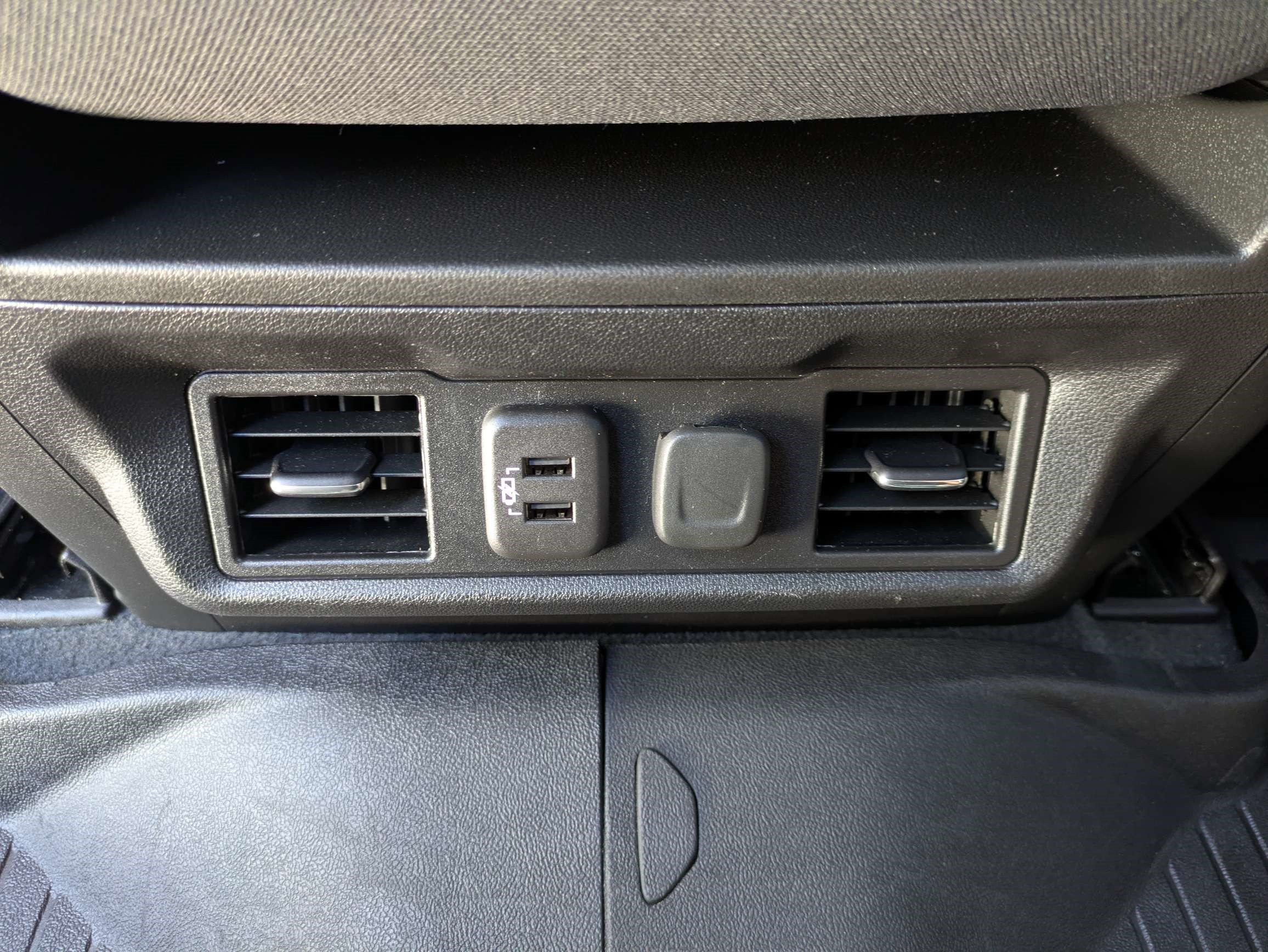 Used 2021 Chevrolet Silverado 1500 RST AWD/4WD image 19