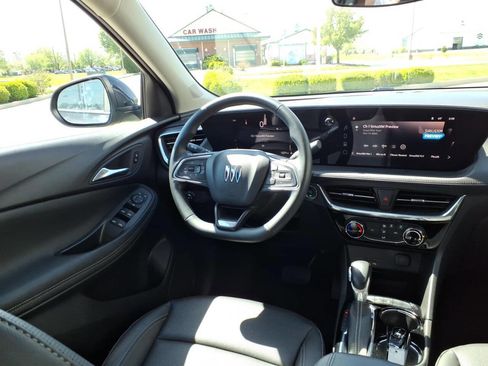 Used 2024 Buick Encore GX Sport Touring AWD/4WD image 12