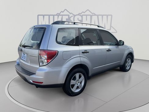 Used 2010 Subaru Forester 2.5X AWD/4WD image 5