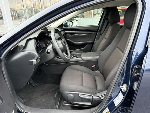 Used 2019 MAZDA MAZDA3 Sedan image 11