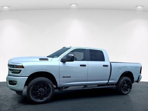 Used 2026 RAM 2500 Big Horn AWD/4WD image 3