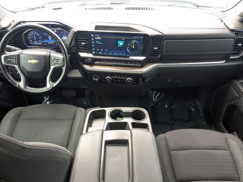 Used 2022 Chevrolet Silverado 1500 LT image 17