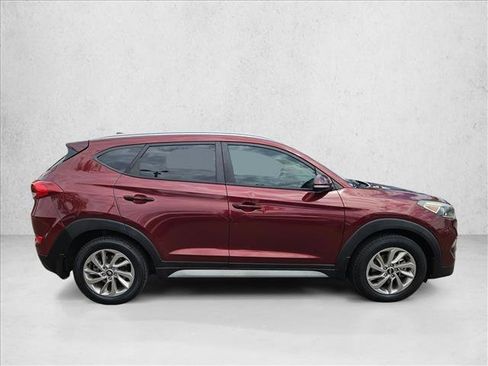 Used 2017 Hyundai Tucson SE Plus FWD image 4