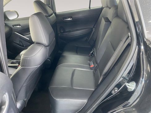 Used 2024 Toyota Corolla Cross XLE image 13