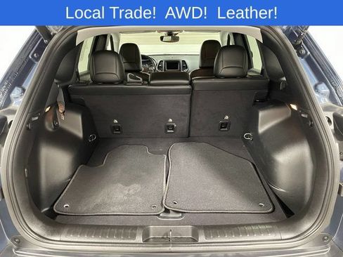 Used 2020 Jeep Cherokee Latitude Lux w/ Comfort/Convenience Group AWD/4WD image 24