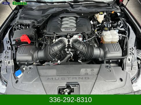 Used 2025 Ford Mustang GT Premium RWD image 23