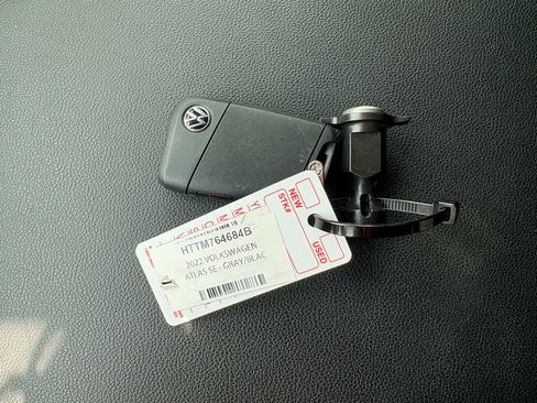 Used 2022 Volkswagen Atlas SE image 28