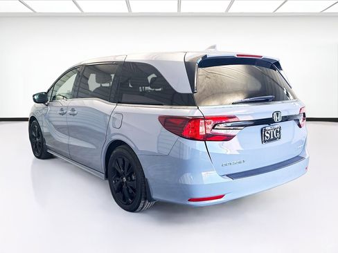 Used 2023 Honda Odyssey Sport image 6