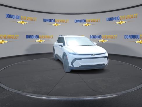 New 2026 Chevrolet Equinox EV LT FWD image 5