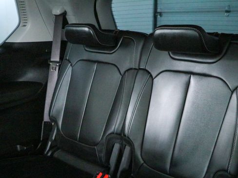 Used 2021 Jeep Grand Cherokee L Limited RWD image 27
