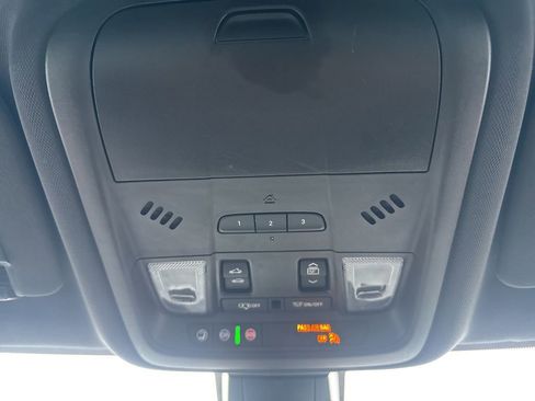 Used 2020 Chevrolet Blazer RS image 25